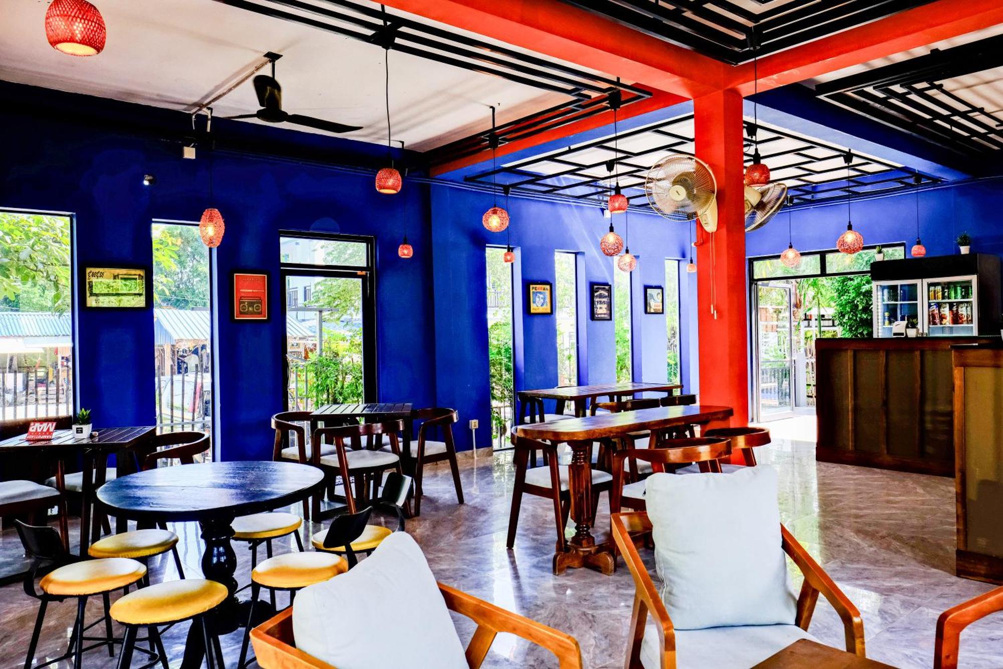 Teejays Bed And Breakfast Kampot Exterior photo